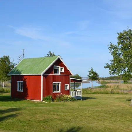 Klobbars Gästhem O * Kökar